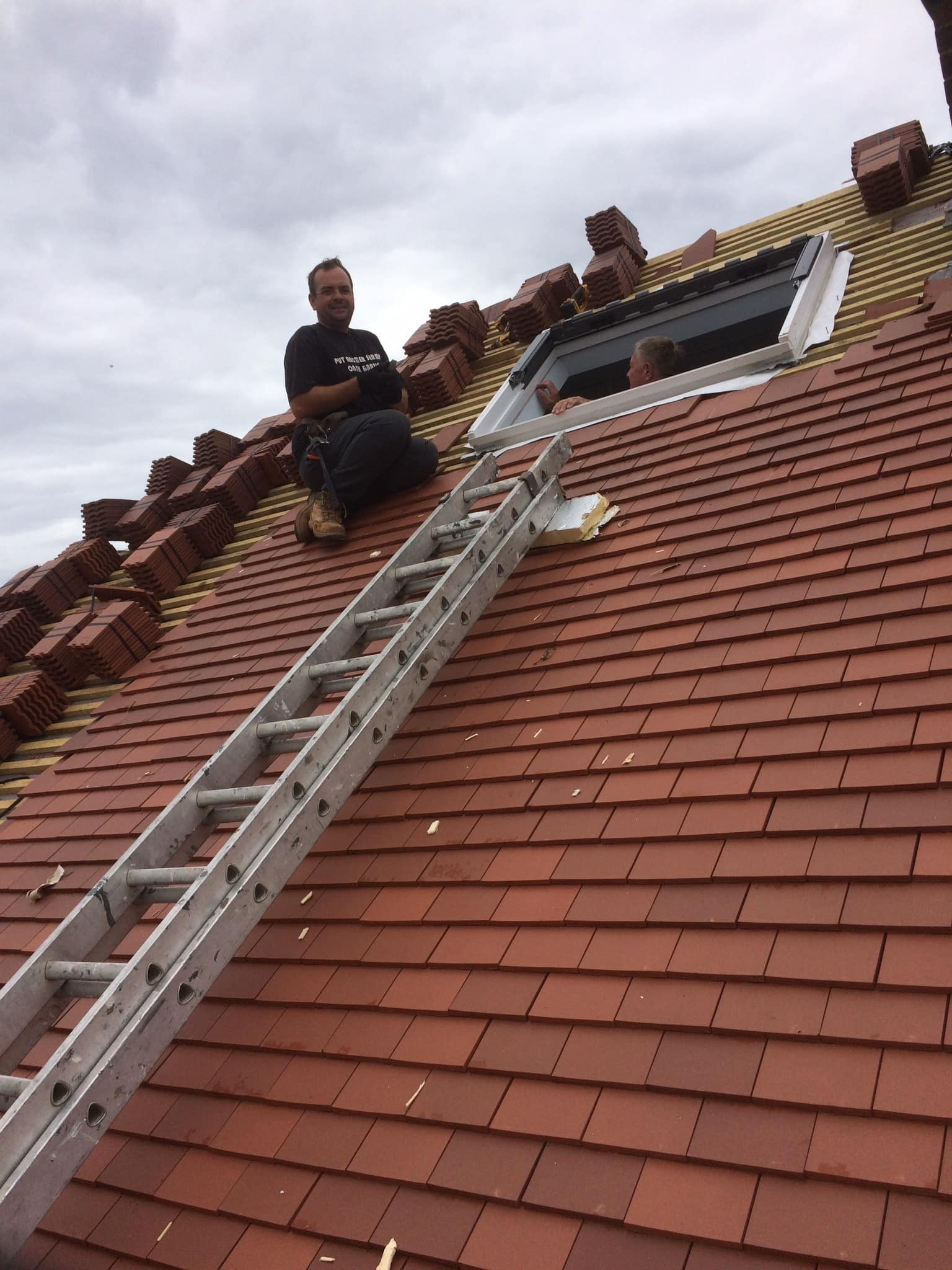 Charlie Dee Roofing Service Ltd