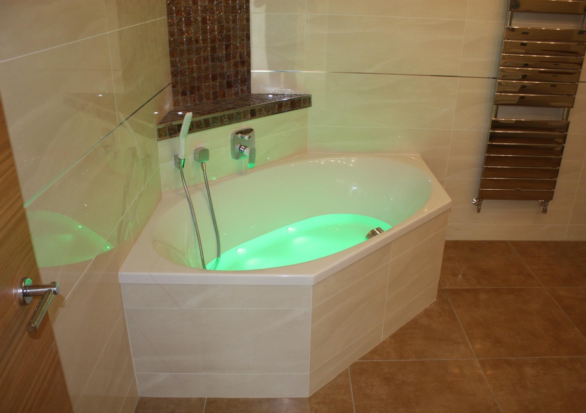 Juan Leece, Plumbing & Heating Limited