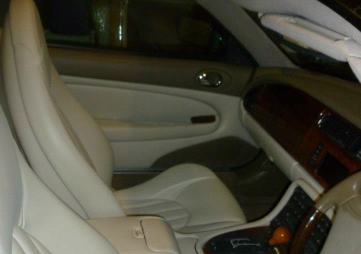 Finesse Leather IOM