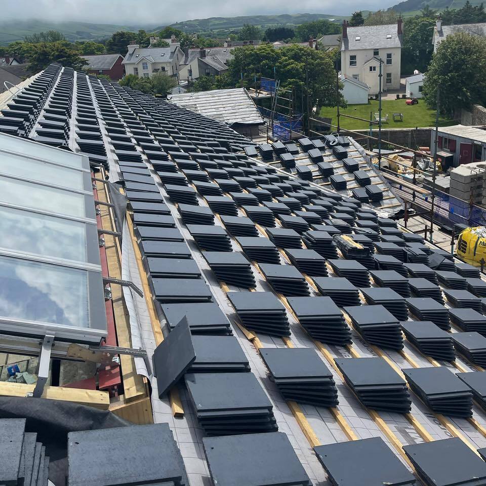 Charlie Dee Roofing Service Ltd