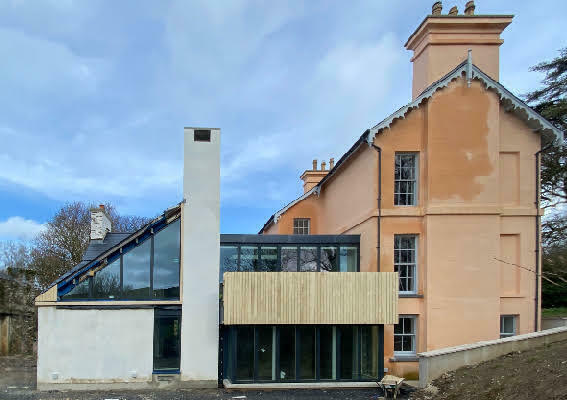 horncastle:thomas Limited